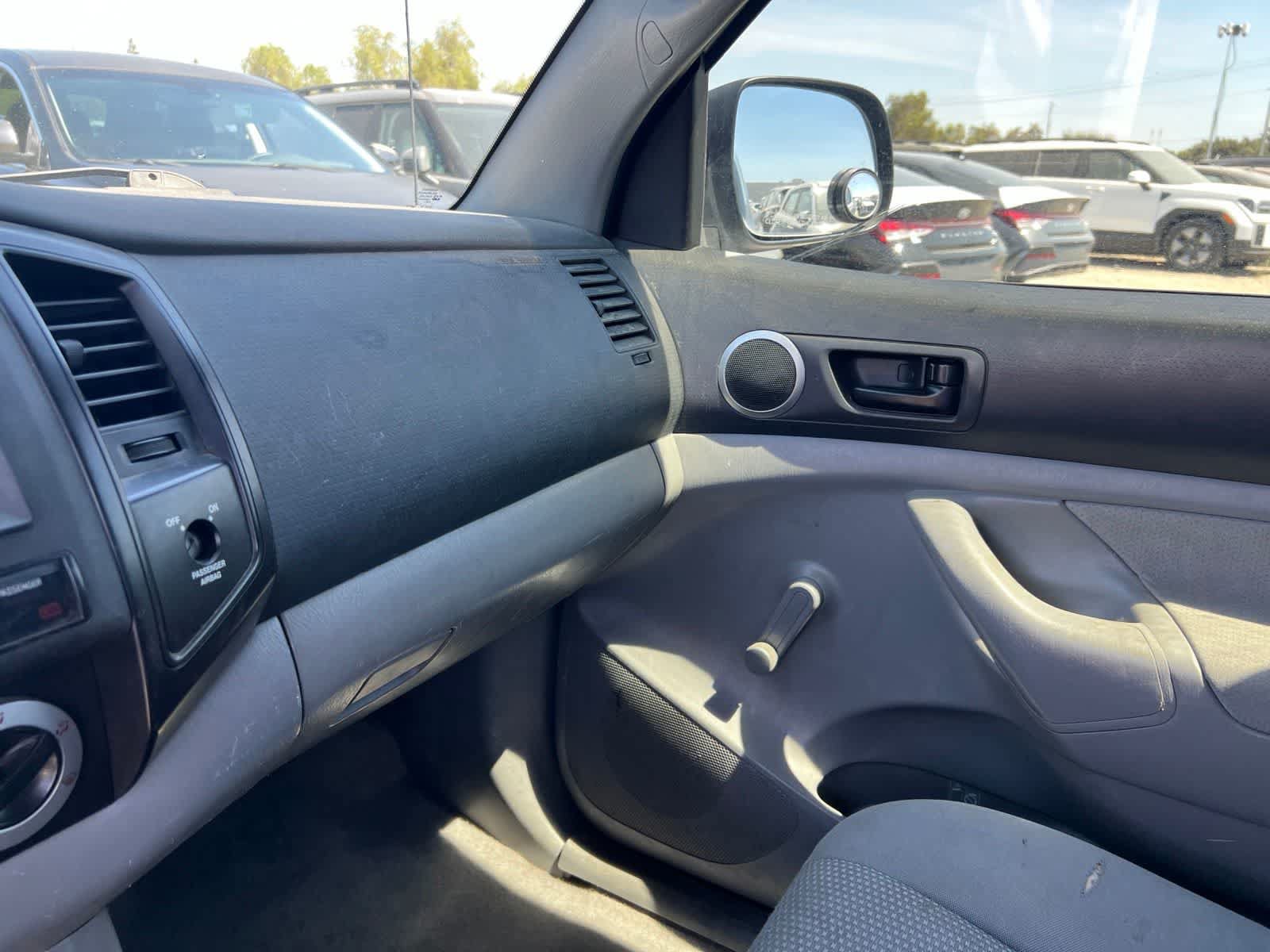 Used 2005 Toyota Tacoma 2WD Regular Cab w/ Enhancement Pkg image 17