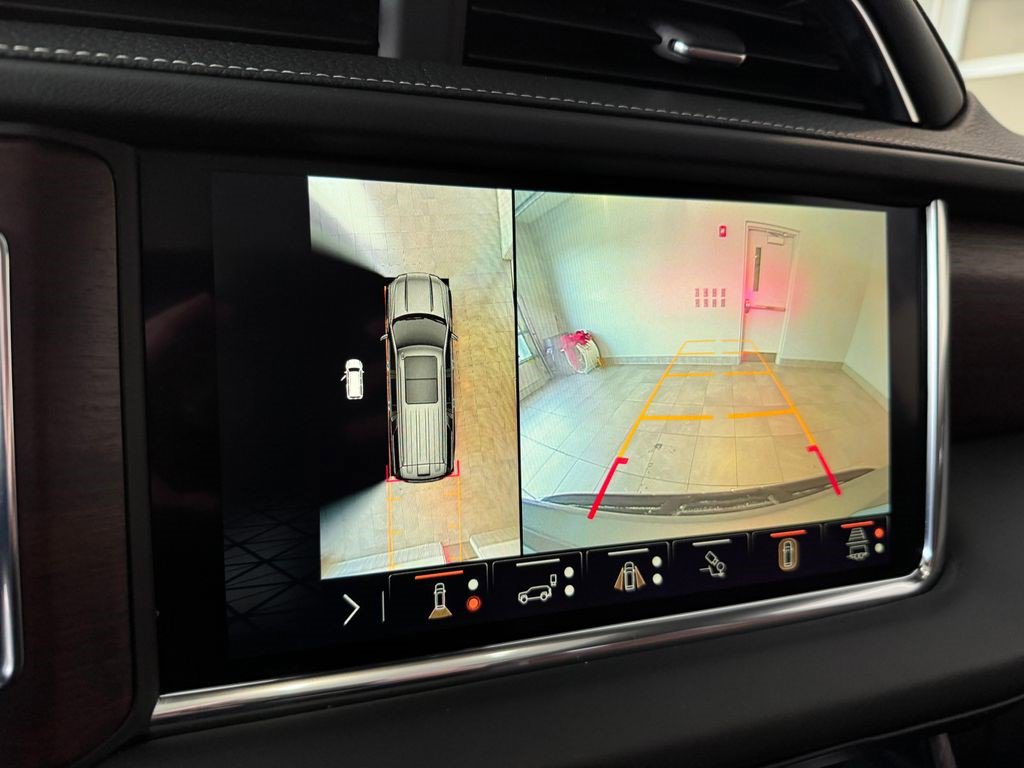 Certified 2023 GMC Yukon Denali Ultimate image 24