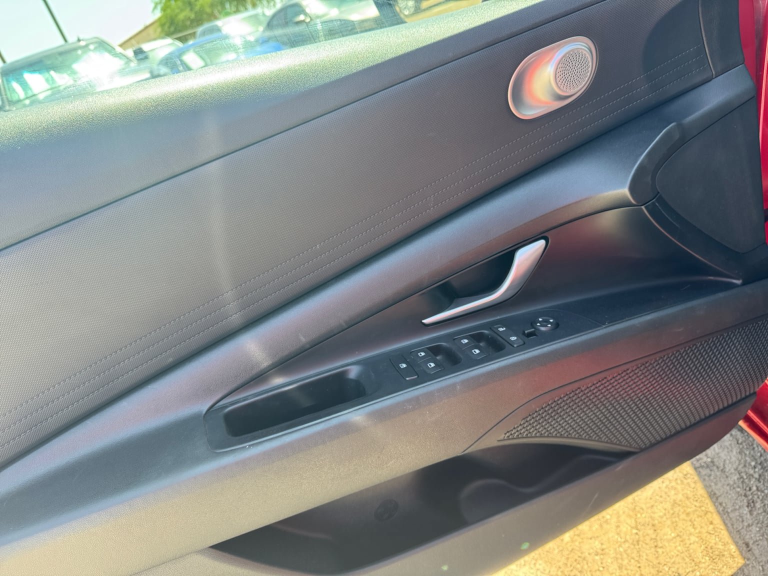Used 2021 Hyundai Elantra SEL FWD image 11