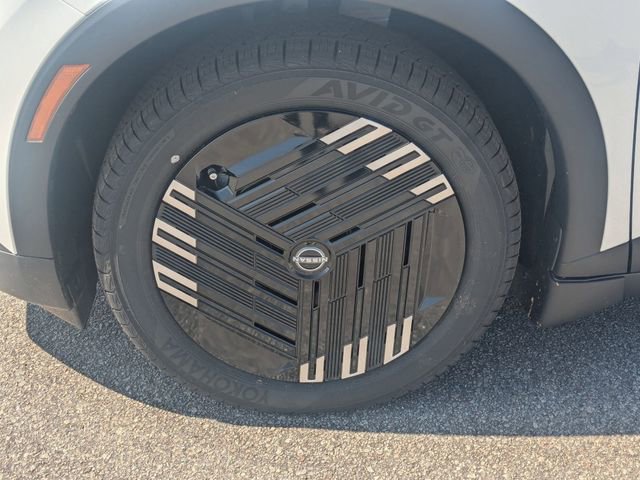New 2026 Nissan Leaf w/ Floor Mat Package (S+) FWD image 10