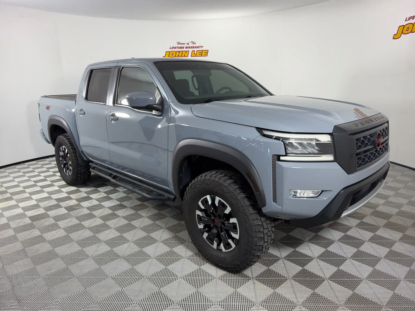 Certified 2024 Nissan Frontier PRO-4X w/ Technology Package AWD/4WD image 8