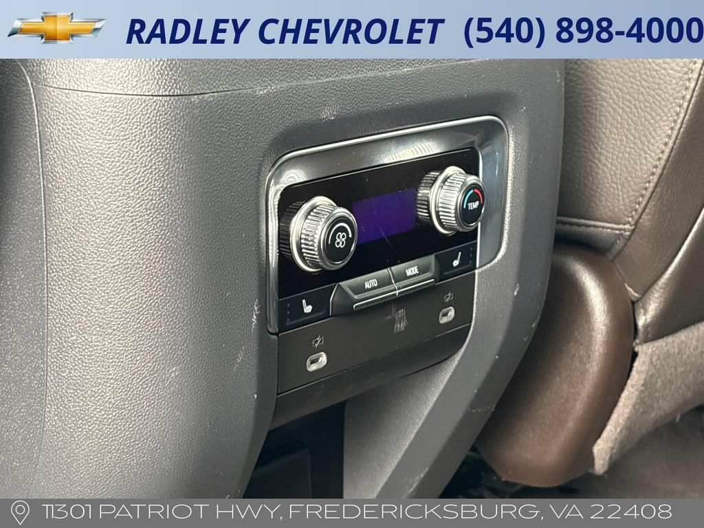 Used 2023 GMC Yukon Denali AWD/4WD image 13