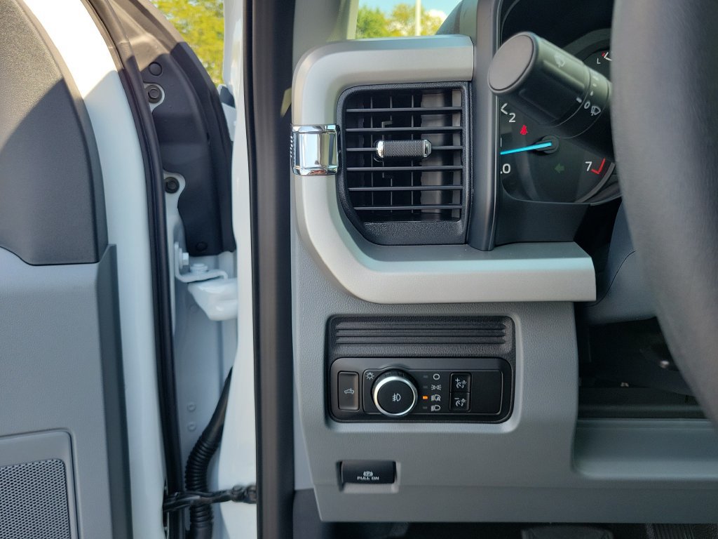 New 2026 Ford F350 XL w/ FX4 Off-Road Package AWD/4WD image 21