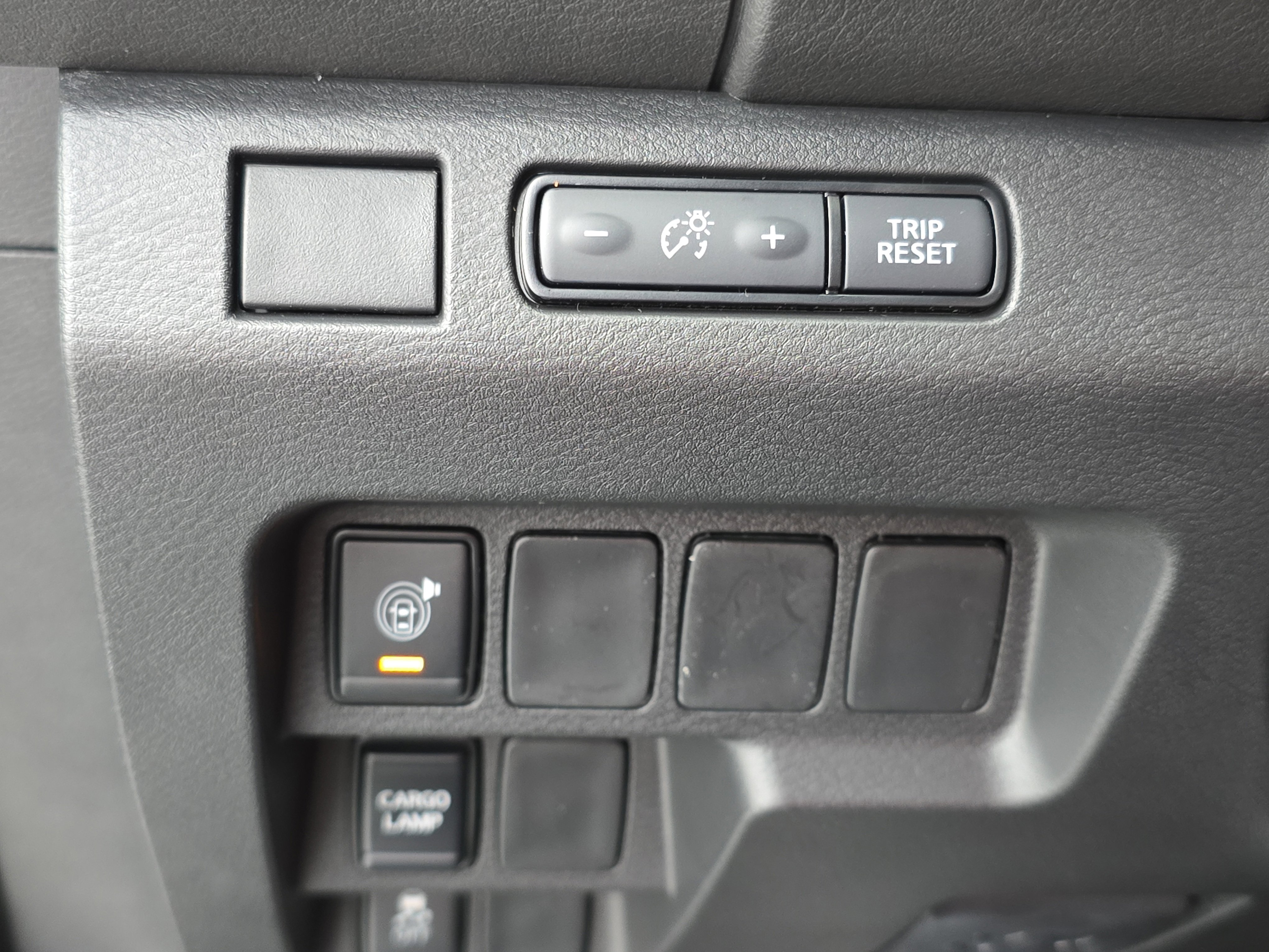 New 2026 Nissan Frontier SV image 25