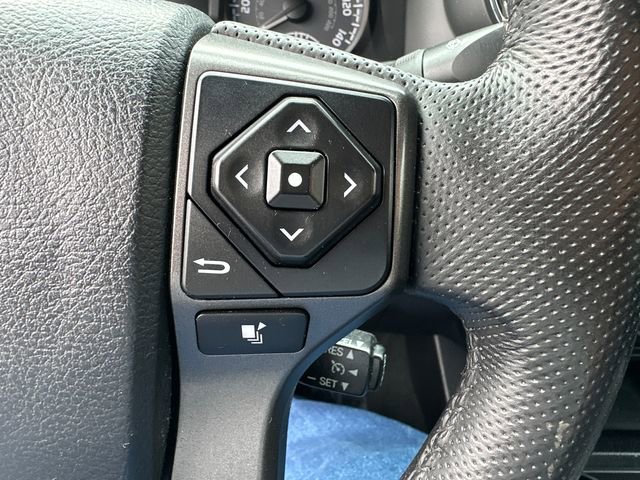 Used 2016 Toyota Tacoma TRD Off-Road w/ Premium & Technology Package image 28