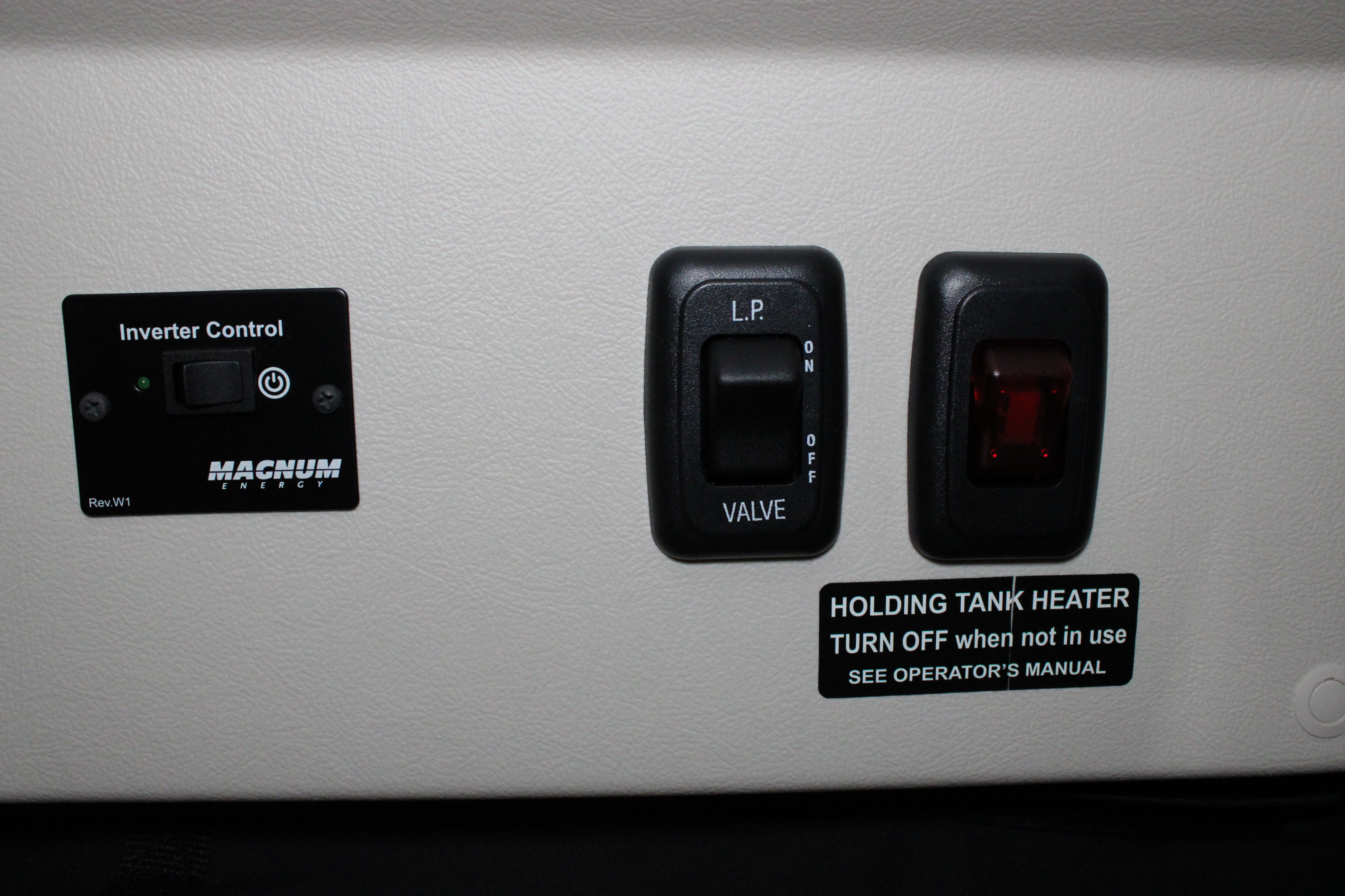 Used 2021 RAM ProMaster 3500 w/ Premium Appearance Group FWD image 24