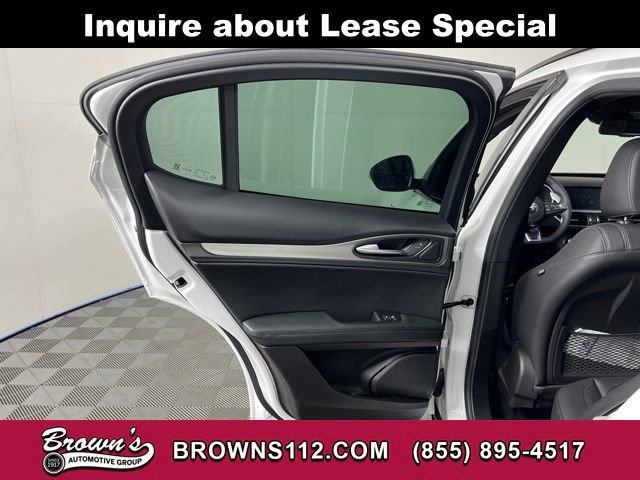 Used 2025 Alfa Romeo Stelvio Sprint w/ Veloce Package image 40