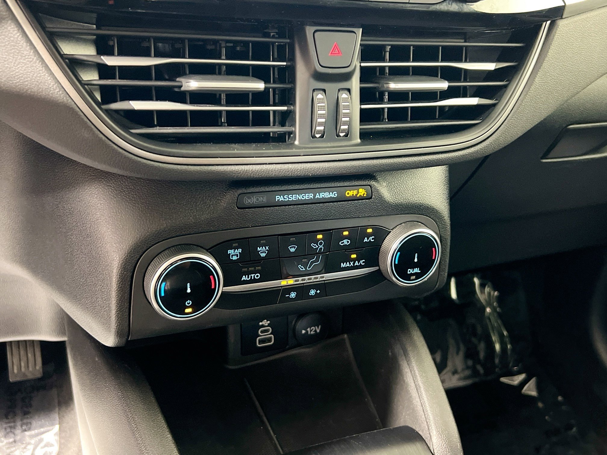 Used 2025 Ford Escape Active image 19