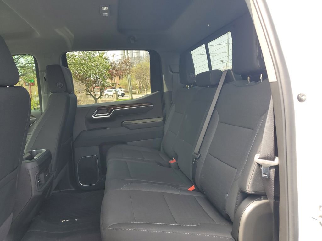 Used 2025 Chevrolet Silverado 1500 RST AWD/4WD image 10