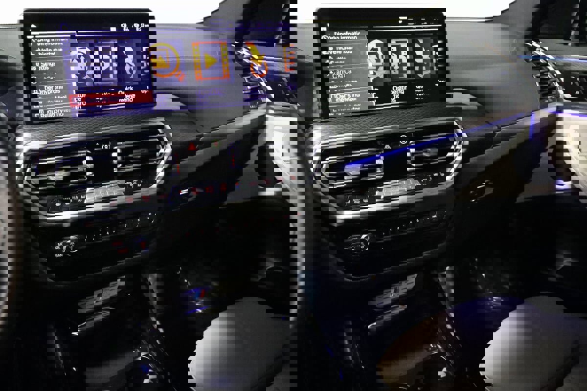 Used 2023 BMW X3 M40i w/ Premium Package image 48