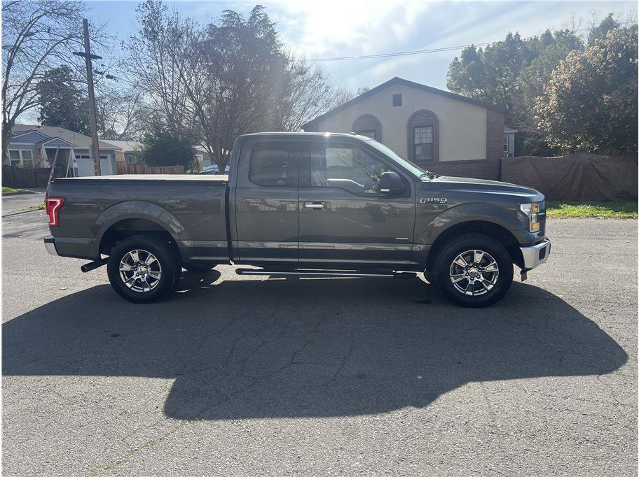 Used 2016 Ford F150 XLT w/ Equipment Group 301A Mid image 8