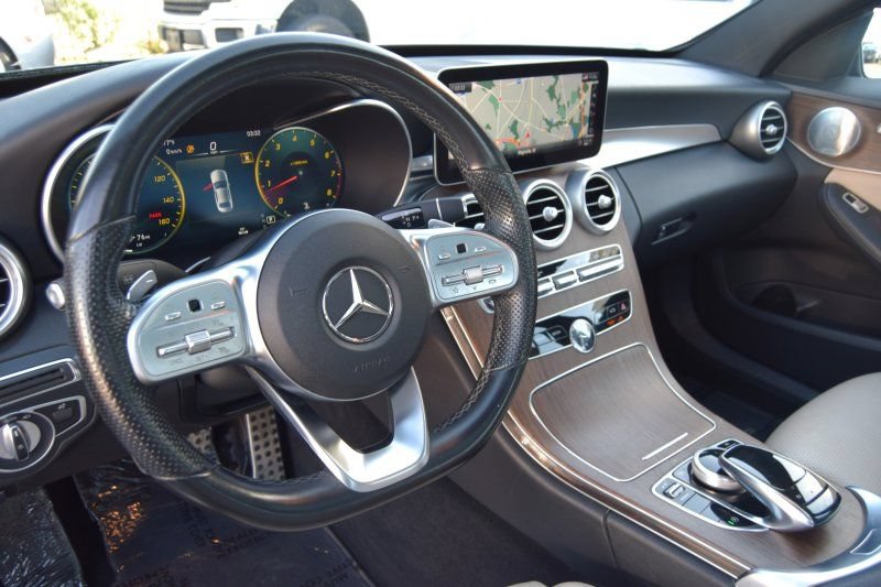 Used 2020 Mercedes-Benz C 300 4MATIC Sedan image 28