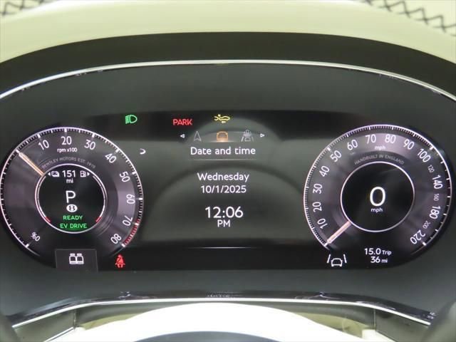 Used 2025 Bentley Continental GT image 32
