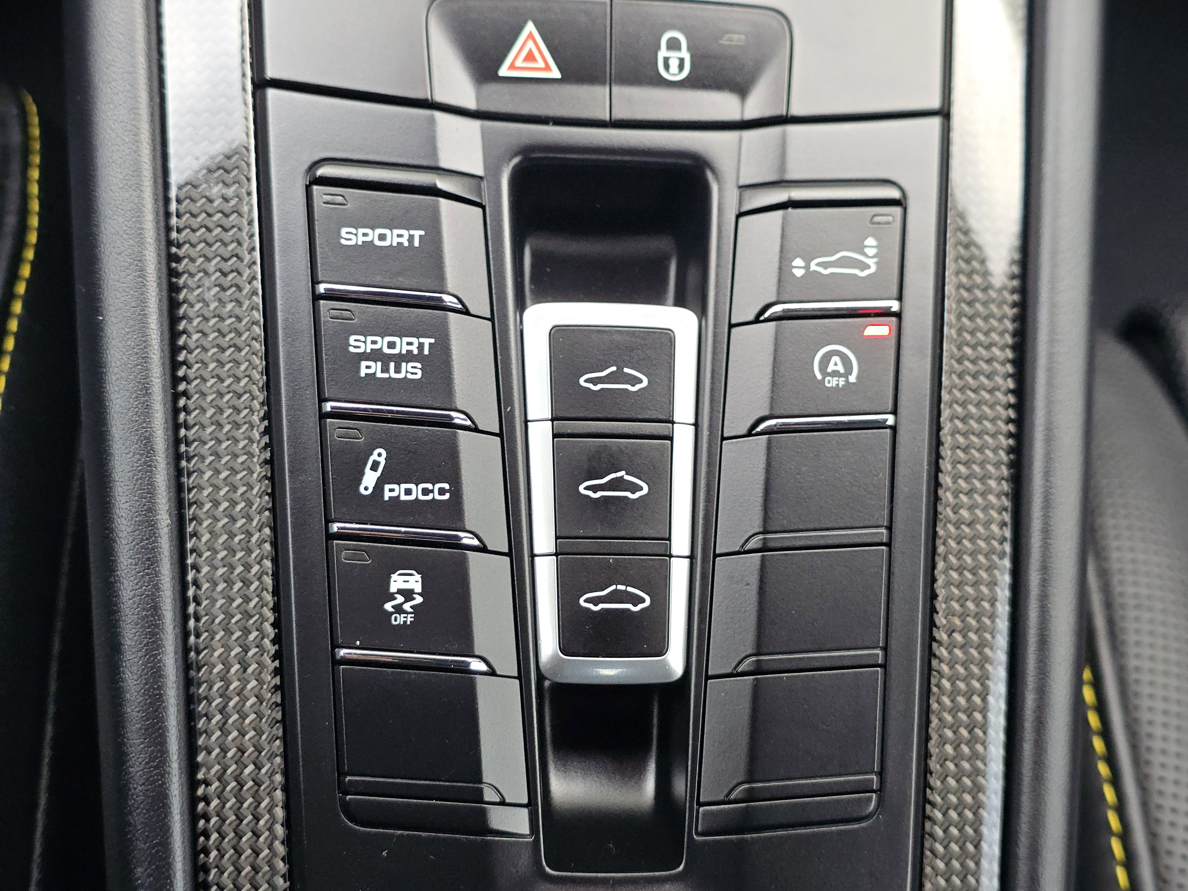 Used 2014 Porsche 911 Turbo S image 24