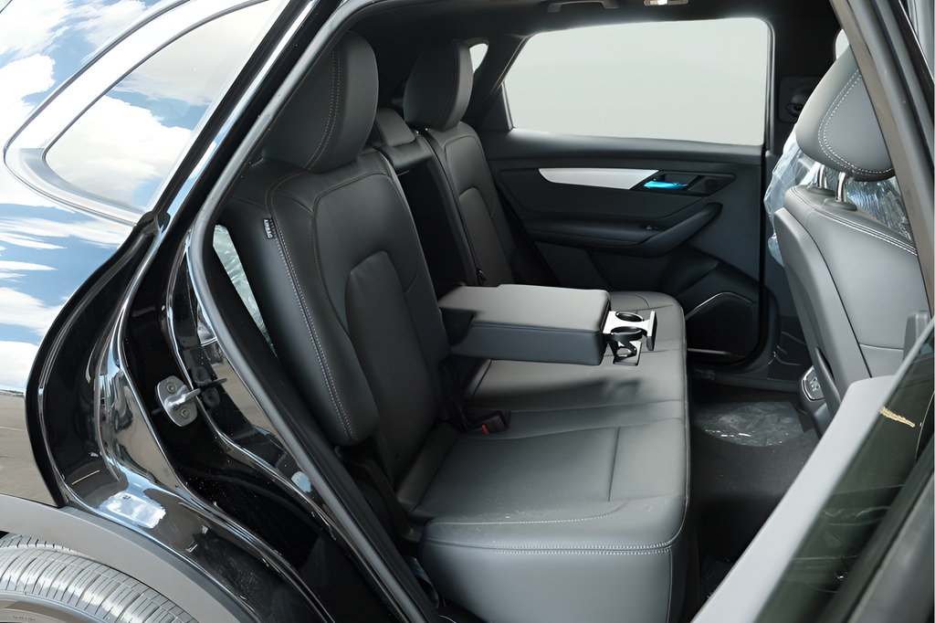 New 2025 VinFast VF 8 Plus AWD/4WD image 22