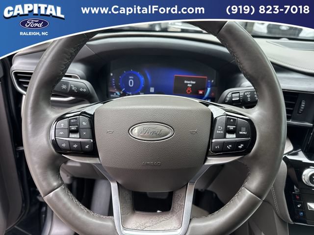 Certified 2022 Ford Explorer Platinum w/ Equipment Group 601A AWD/4WD image 25