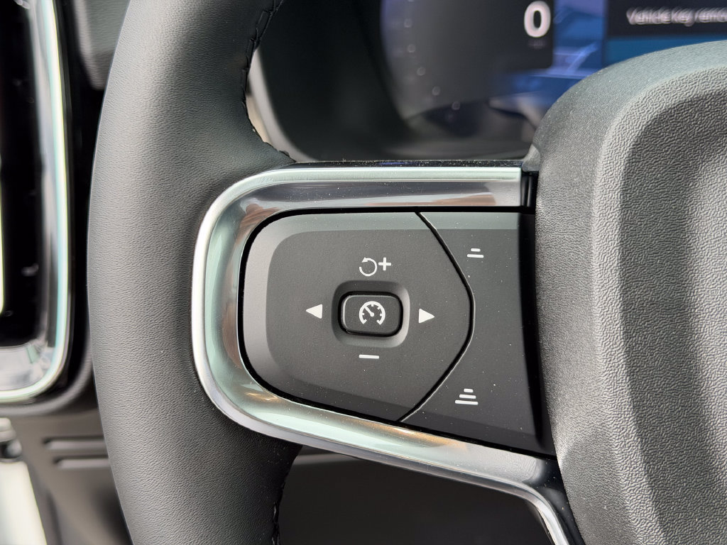 New 2026 Volvo XC40 B5 Plus w/ Protection Package Premier AWD/4WD image 19