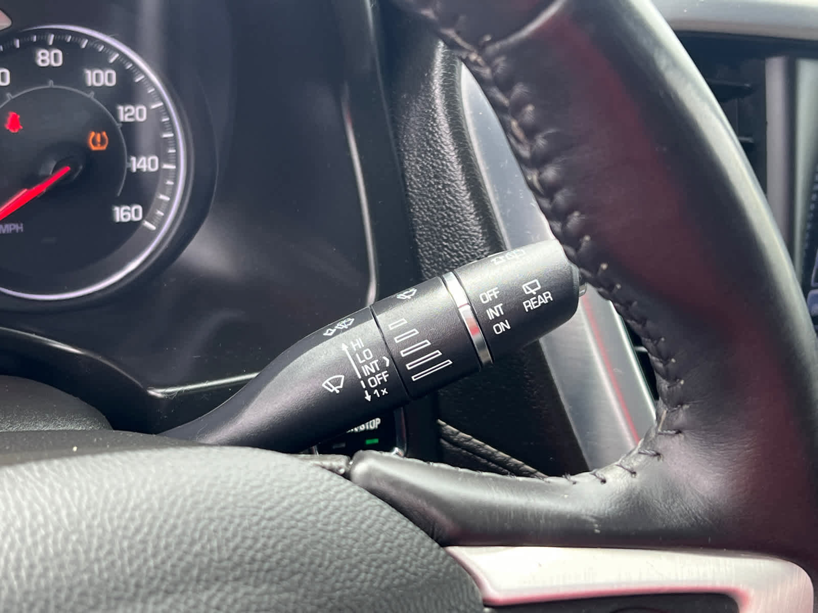 Used 2018 GMC Acadia SLE w/ Driver Alert Package I AWD/4WD image 18