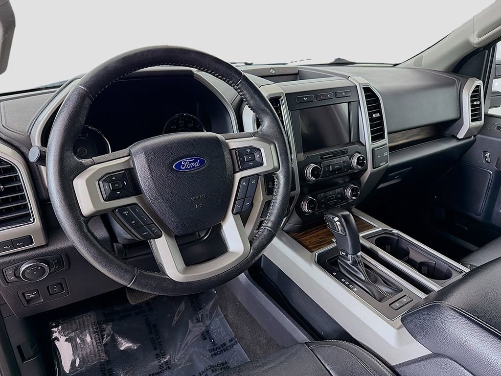 Used 2019 Ford F150 Lariat w/ Equipment Group 502A Luxury AWD/4WD image 18