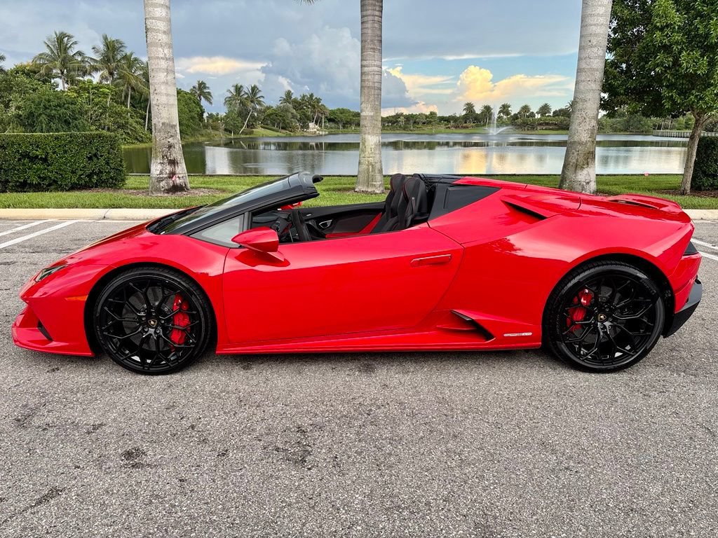 Used 2020 Lamborghini Huracan EVO AWD/4WD image 11