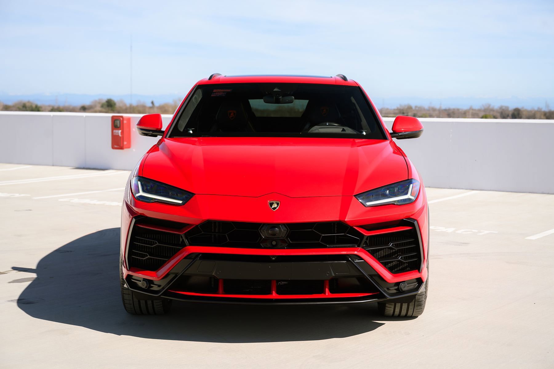 Used 2019 Lamborghini Urus image 2