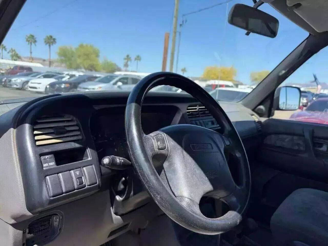 Used 2000 Isuzu Trooper S image 15