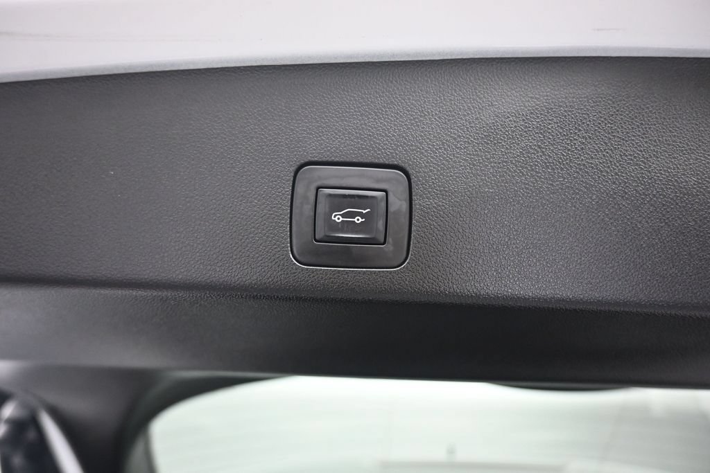 Used 2022 Buick Encore GX Essence w/ Experience Buick Package AWD/4WD image 44