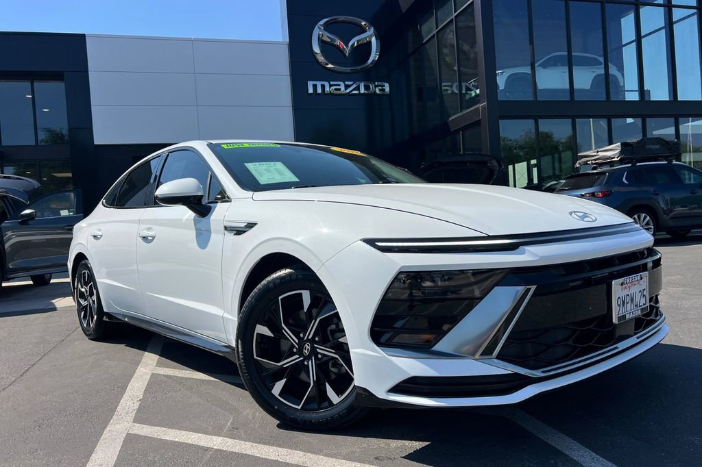 Used 2024 Hyundai Sonata SEL image 2