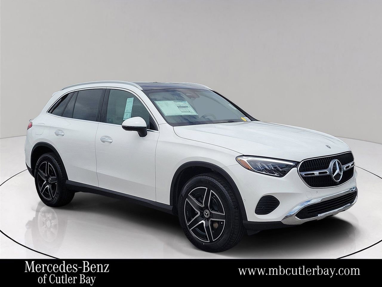 New 2026 Mercedes-Benz GLC 300 image 1