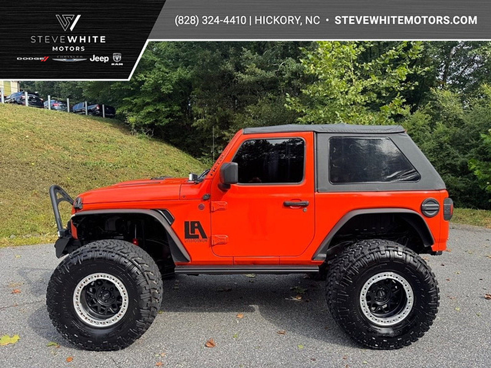 Used 2023 Jeep Wrangler Rubicon w/ Steel Bumper Group AWD/4WD image 1