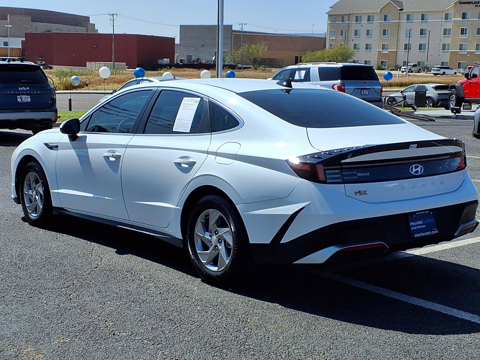 Certified 2025 Hyundai Sonata SE image 3