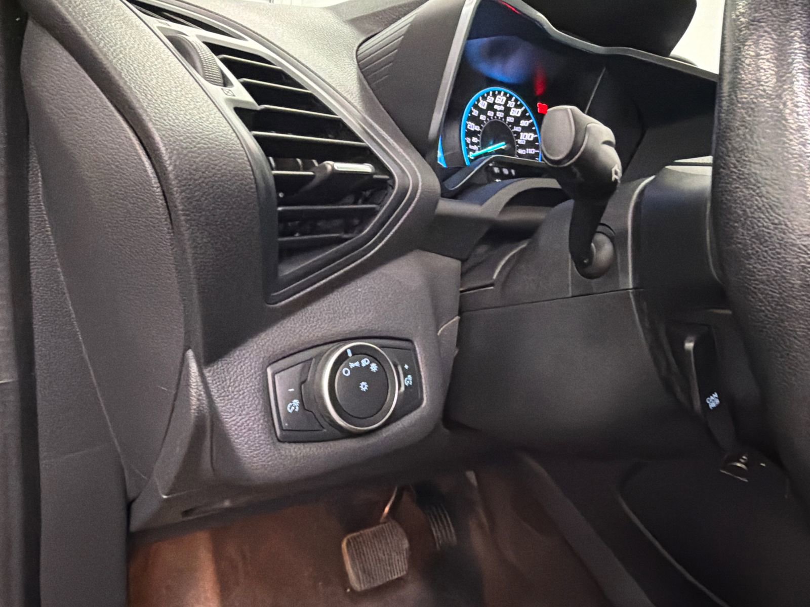 Used 2017 Ford C-MAX SE FWD image 30