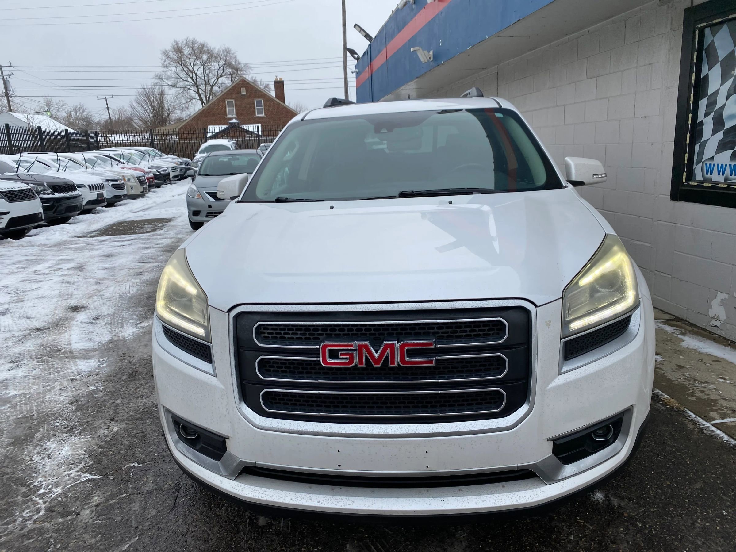 Used 2016 GMC Acadia SLT w/ Premium Edition image 5