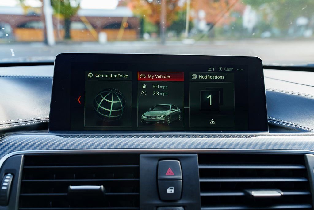 Used 2018 BMW M4 Coupe image 13