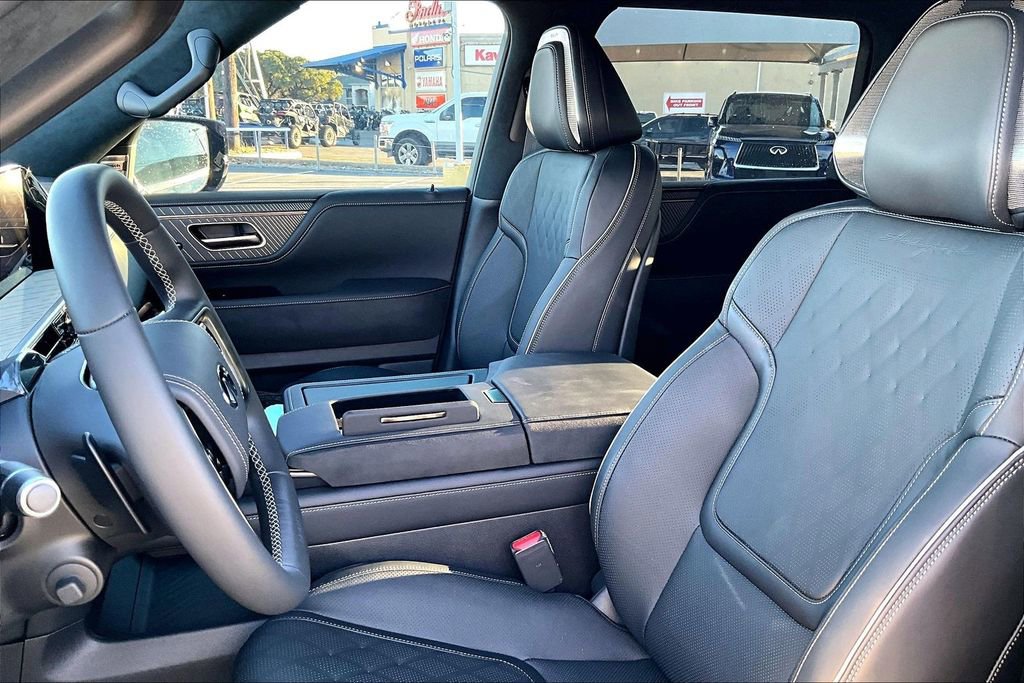 New 2026 INFINITI QX80 Autograph w/ Premium Cargo Package image 12