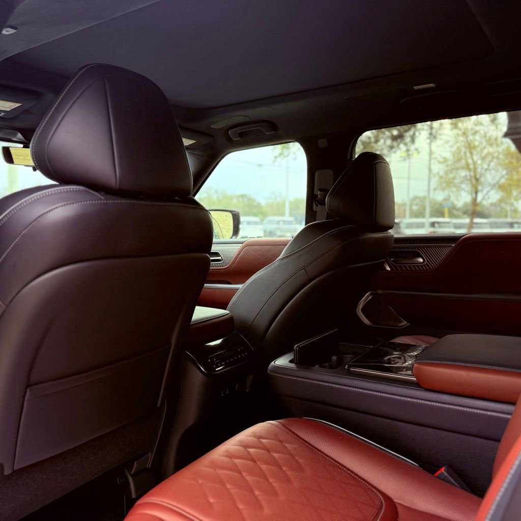 Certified 2026 INFINITI QX80 Autograph w/ Premium Cargo Package image 30