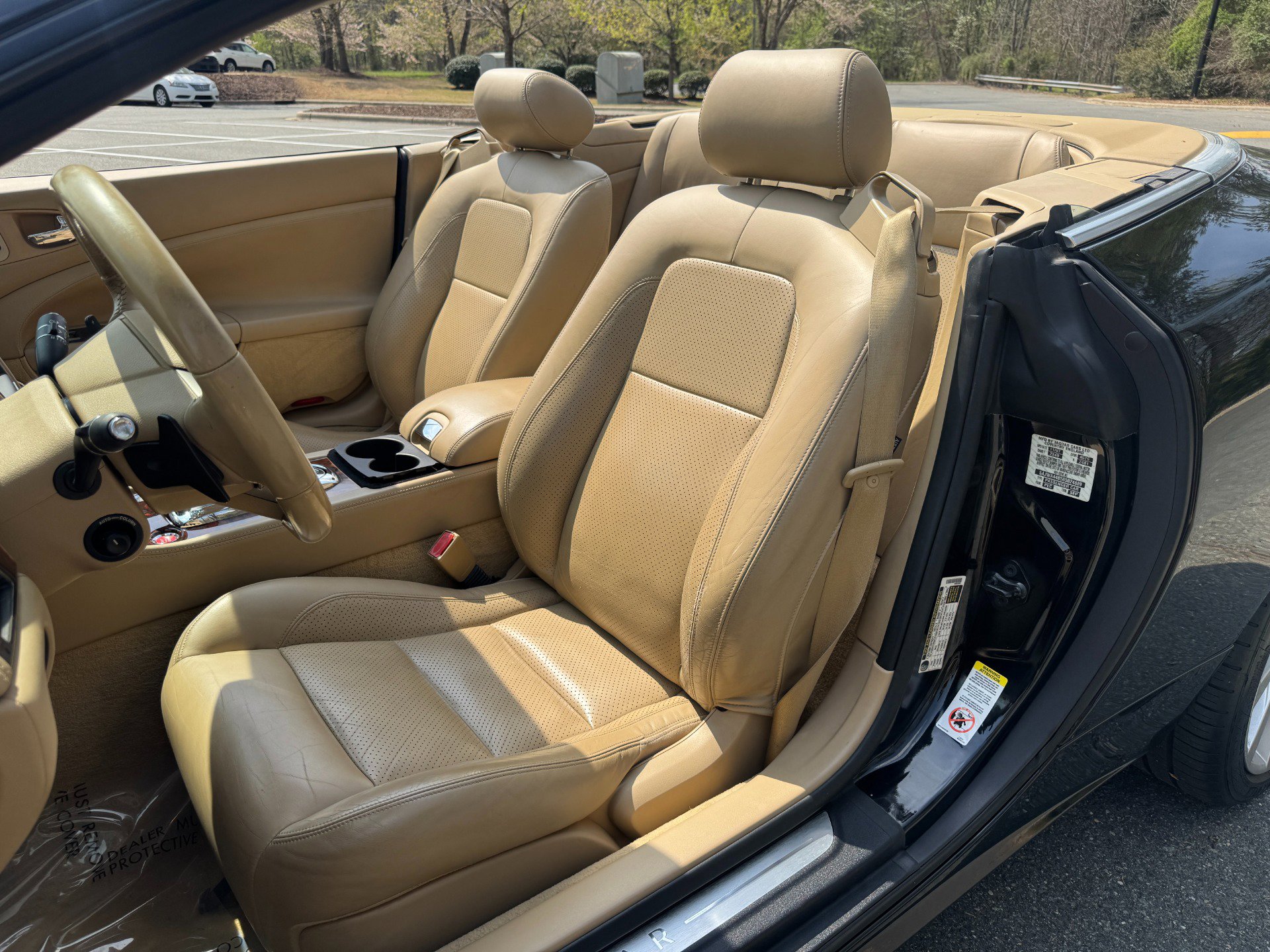 Used 2008 Jaguar XK Convertible image 29