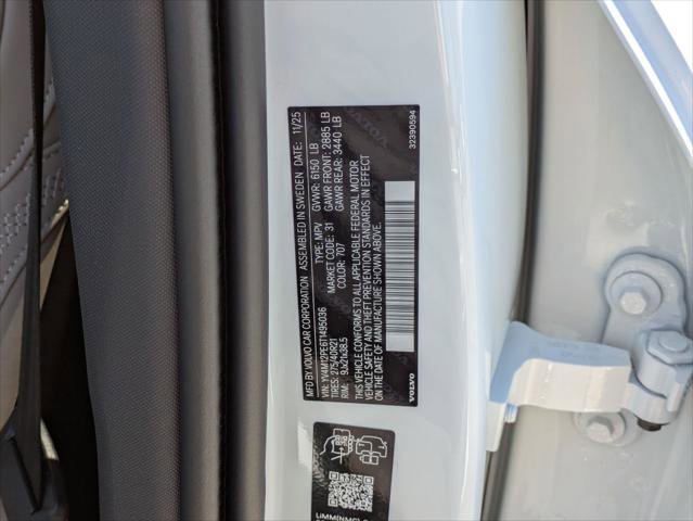 New 2026 Volvo XC90 B5 Plus w/ Protection Package image 15