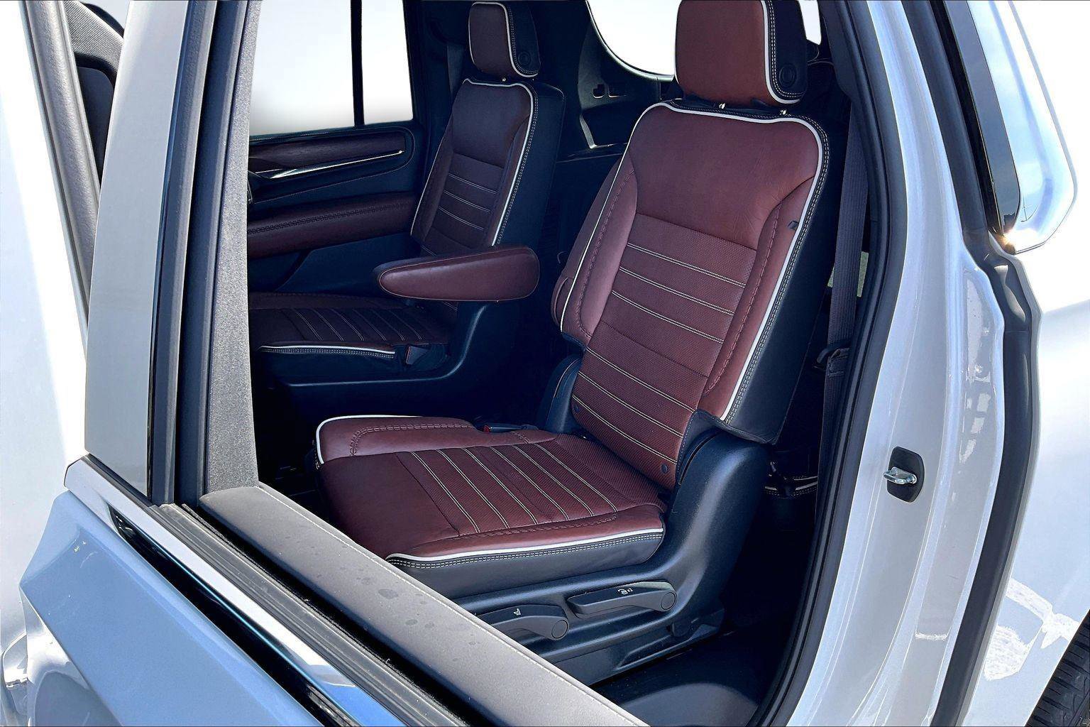 Used 2023 GMC Yukon XL Denali Ultimate image 27