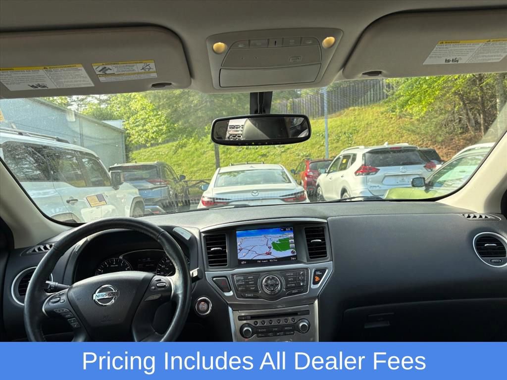 Used 2019 Nissan Pathfinder SL AWD/4WD image 6