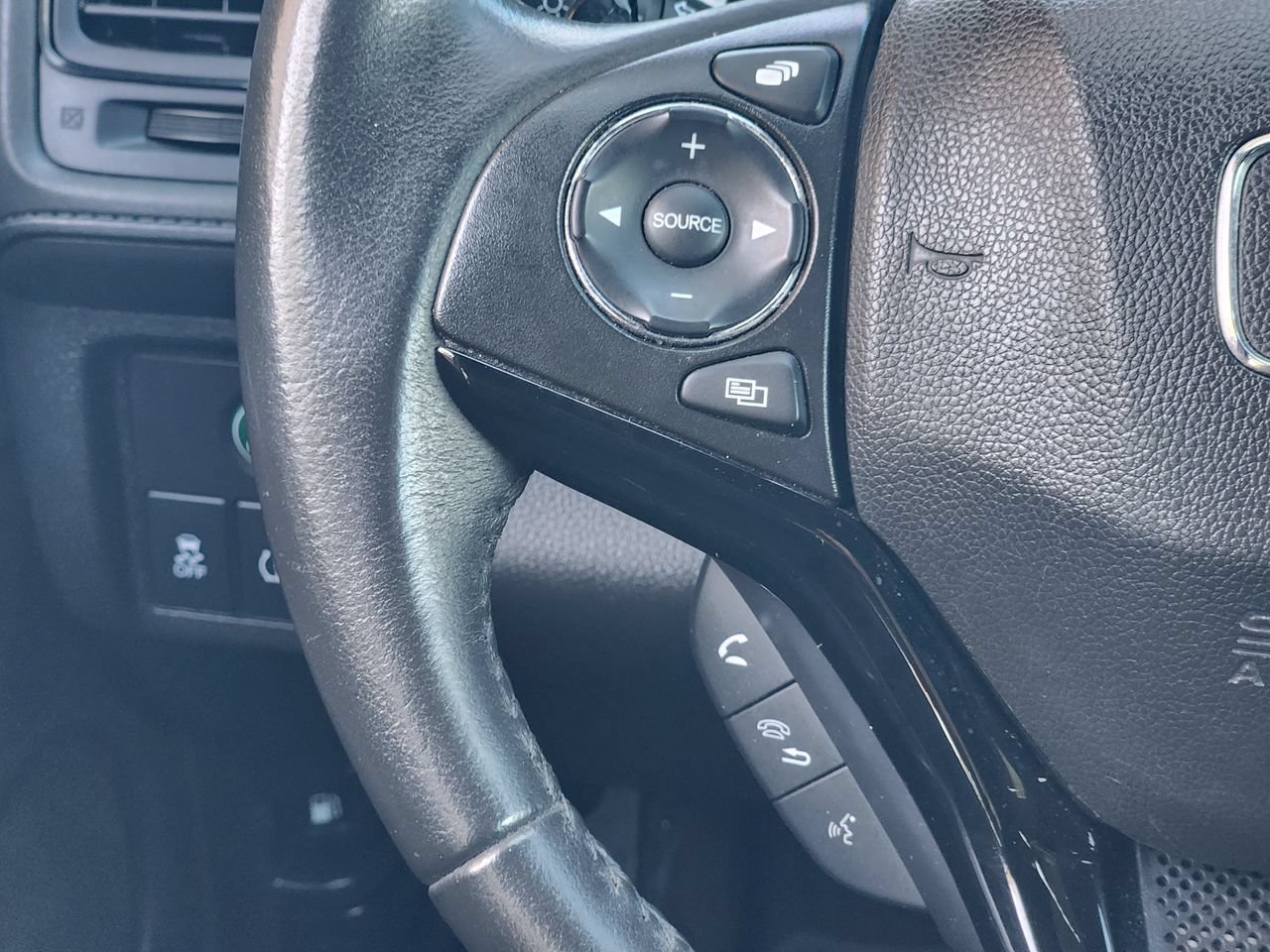 Used 2019 Honda HR-V Sport image 26