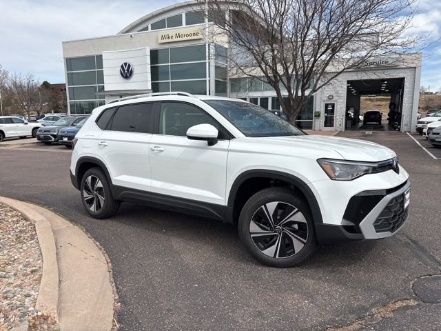 New 2026 Volkswagen Taos SE AWD/4WD image 1