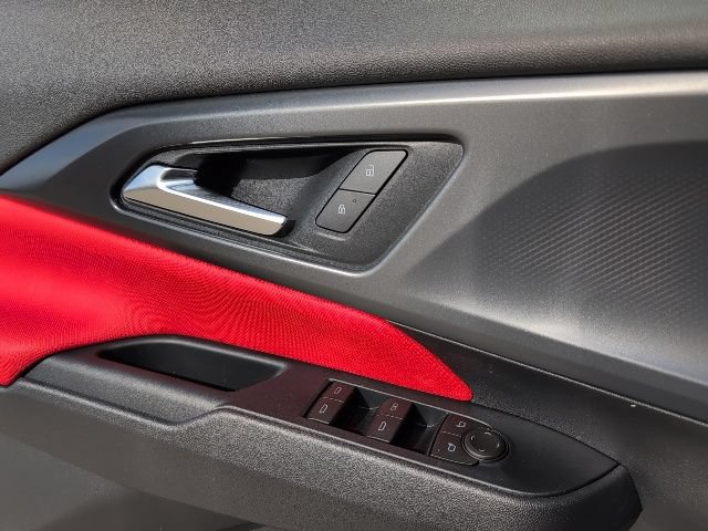 New 2026 Chevrolet Equinox EV RS FWD image 16