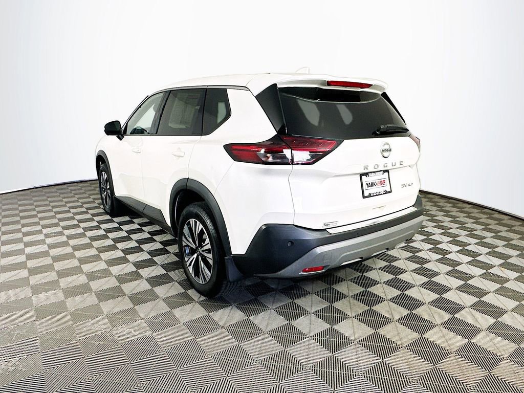 Used 2021 Nissan Rogue SV AWD/4WD image 7