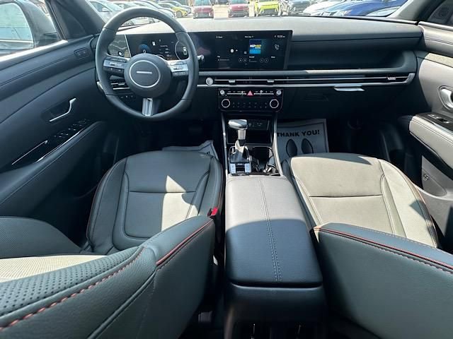 Used 2025 Hyundai Santa Cruz Limited AWD/4WD image 8