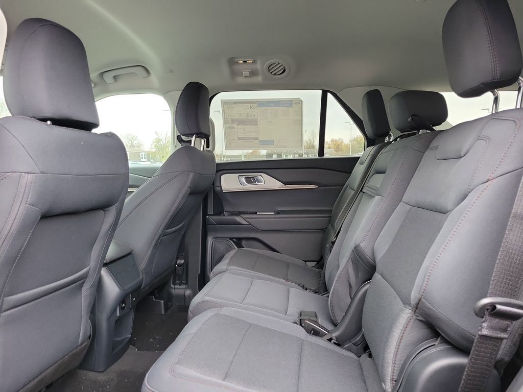 New 2026 Ford Explorer Active image 13
