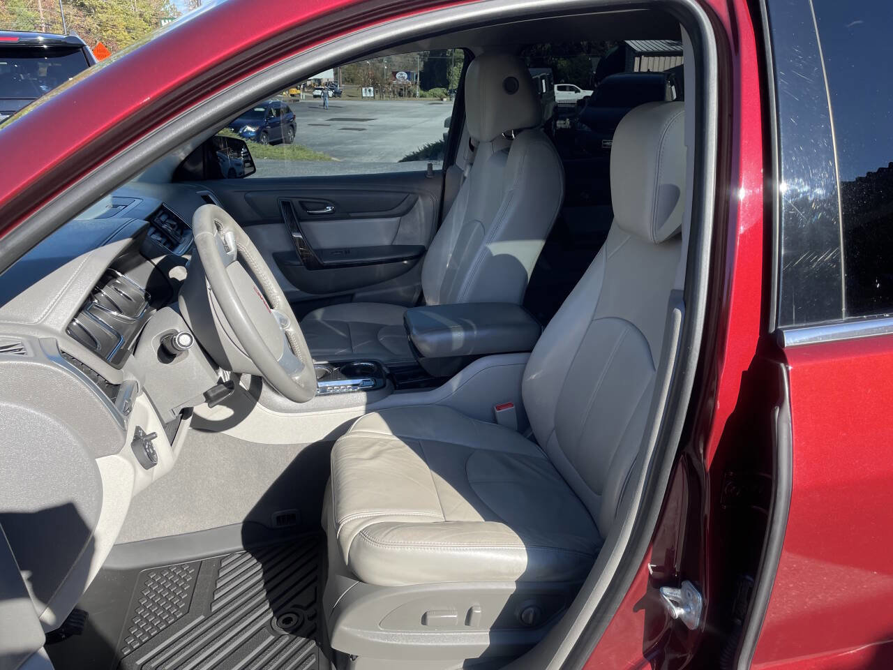 Used 2017 GMC Acadia Limited SLT image 14