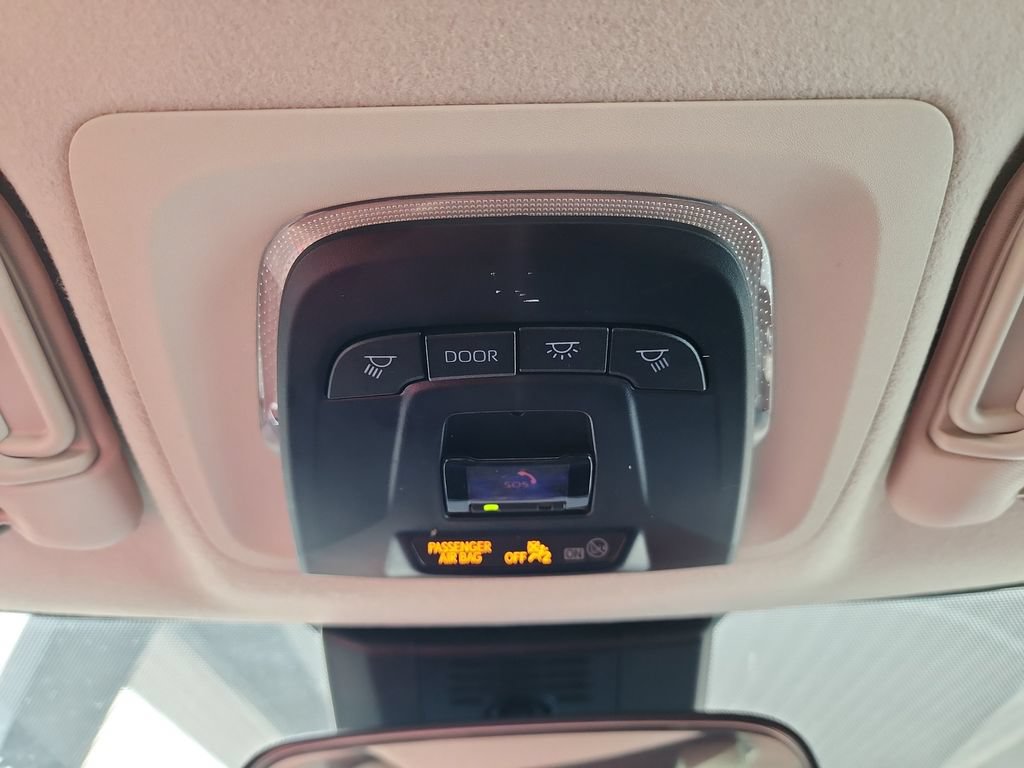 Used 2023 Toyota Corolla LE FWD image 36
