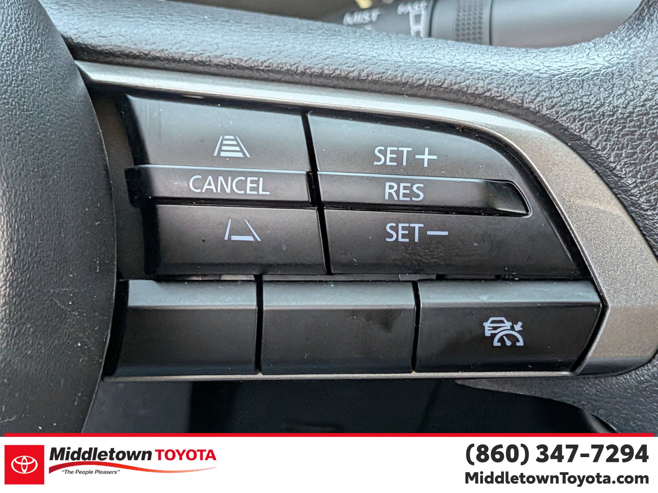 Used 2024 MAZDA MAZDA3 s FWD image 18