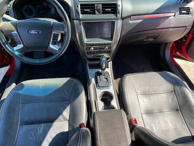 Used 2010 Ford Fusion SEL FWD image 12